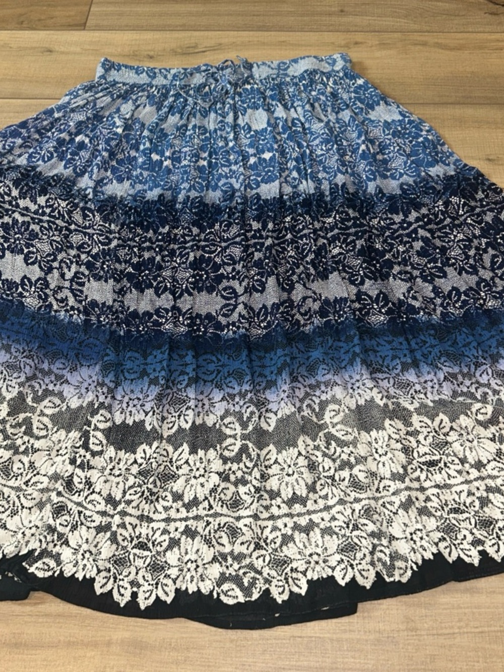 Vintage Maxi Skirt Blue Lacey Ombré Print Boho Gypsy  Cottage Hippie Beachy L